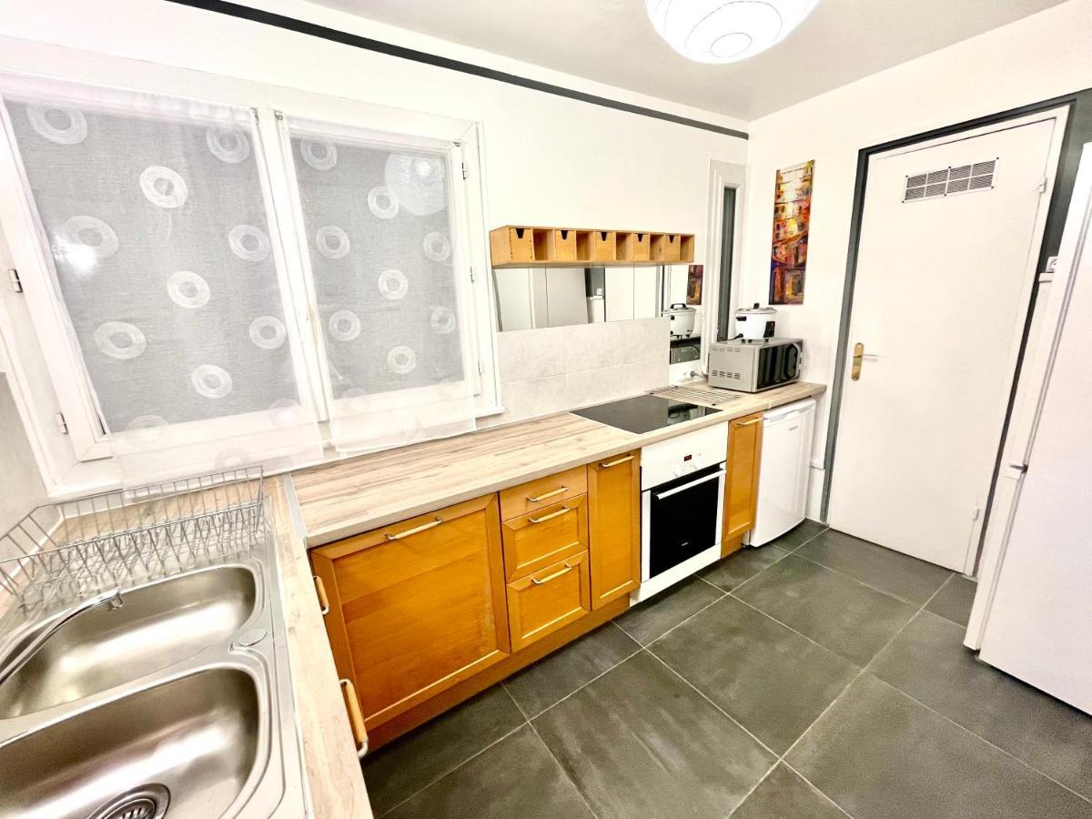 Chambre Privee En Colocation Dans Un Appartement Au Centre De Rillieux La Pape Ngoại thất bức ảnh