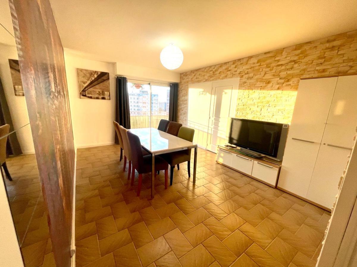 Chambre Privee En Colocation Dans Un Appartement Au Centre De Rillieux La Pape Ngoại thất bức ảnh